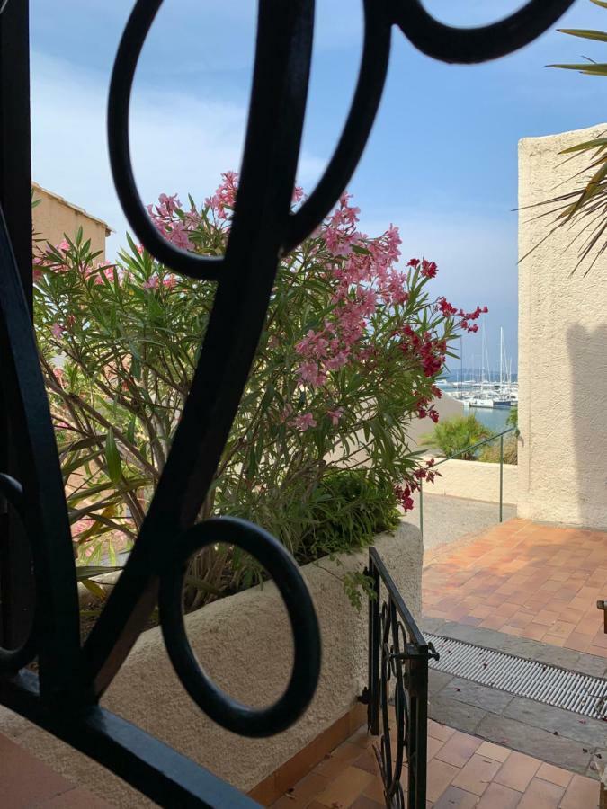 La Terrasse Tropezienne كوغولين المظهر الخارجي الصورة